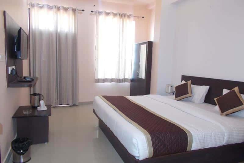 Makrana Raj Hotel Sikar Dış mekan fotoğraf