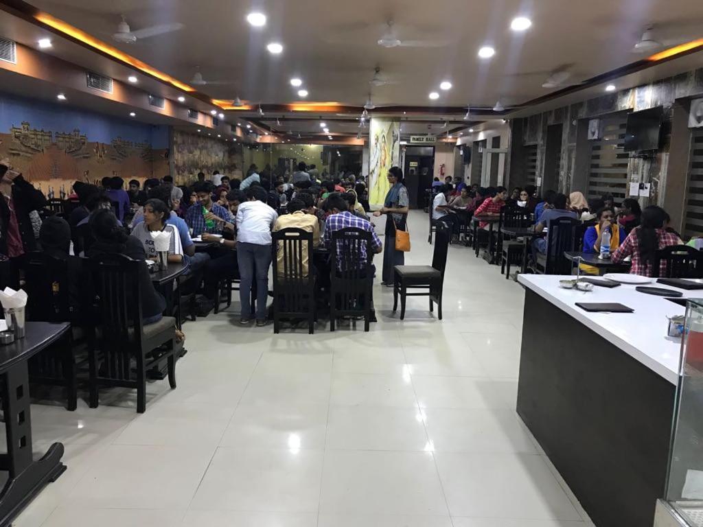 Makrana Raj Hotel Sikar Dış mekan fotoğraf